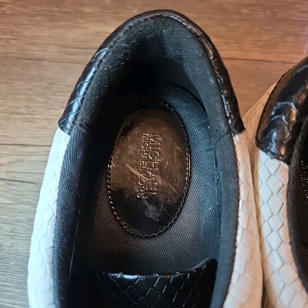 Michael Kors White Sneakers with Black Accents - Picture 8 of 9